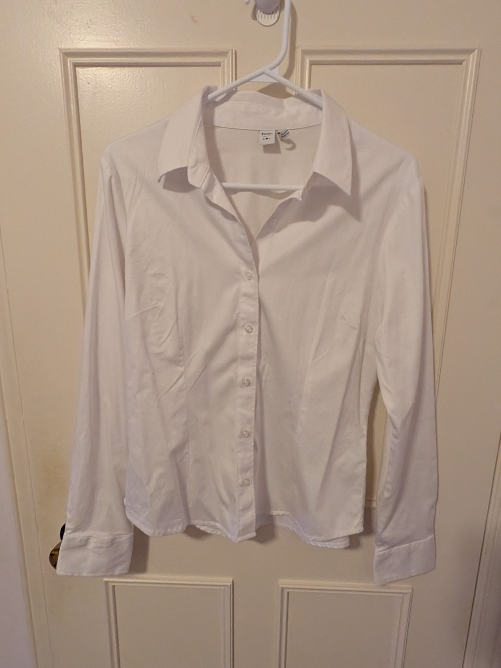 Twik Women's Classic White Button-Up Shirt